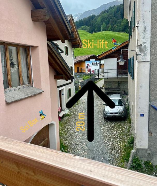 Photo of Others in Bivio