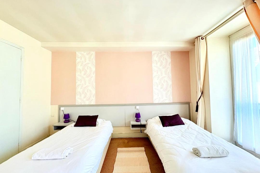 Photo of Bedroom in Courtenay