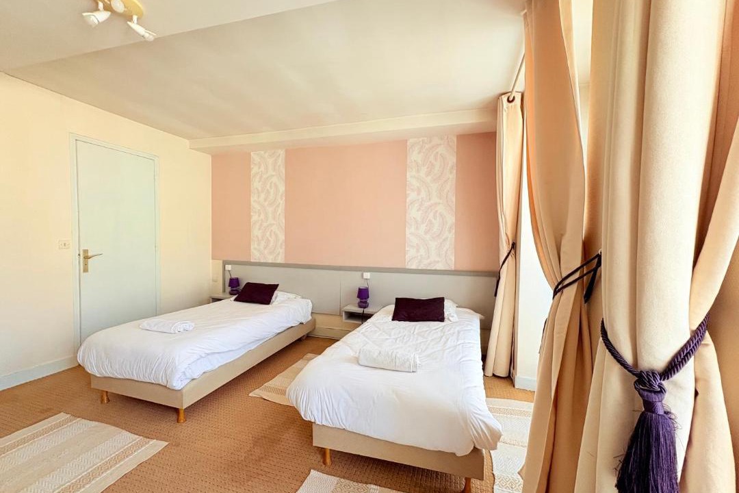 Photo of Others in Courtenay