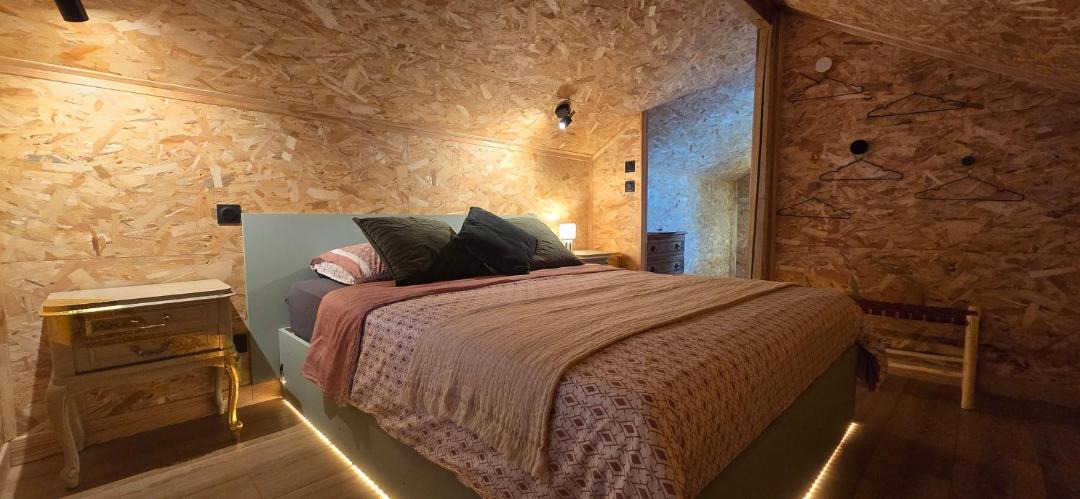 Photo of Bedroom in Bias