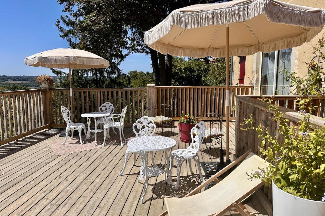 Photo of Patio Balcony in Pimbo