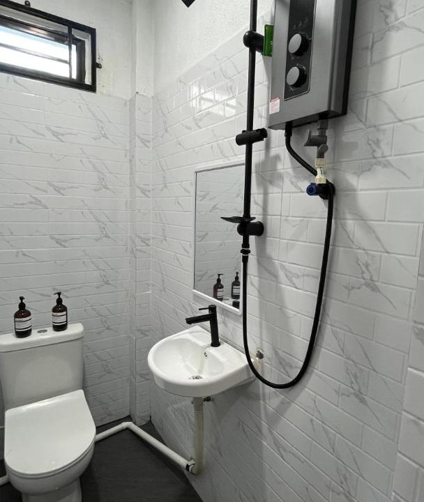 Photo of Bathroom in Kampung Nail