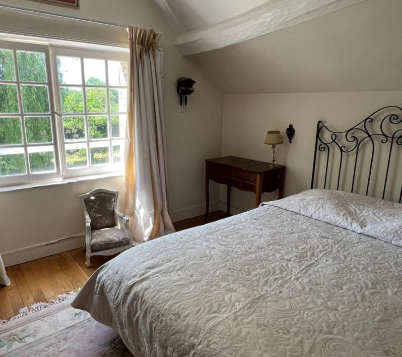 Photo of Bedroom in Menilles