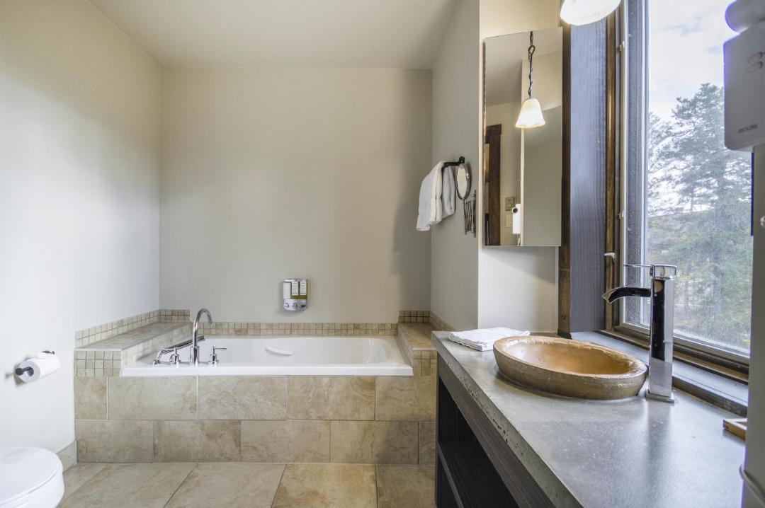 Photo of Bathroom in Saint-Michel-des-Saints