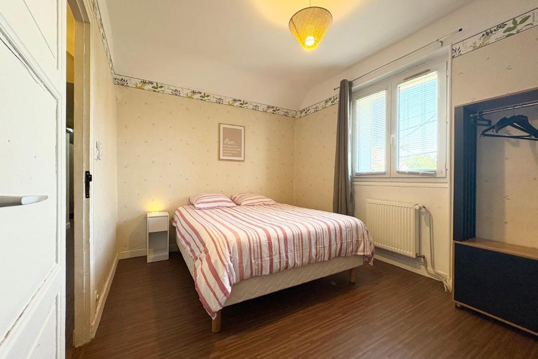 Photo of Bedroom in Nevers