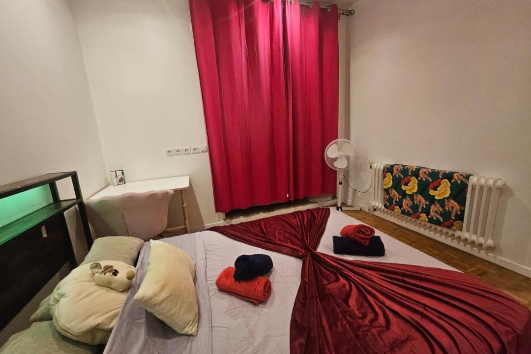 Photo of Bedroom in Le Plessis-Robinson