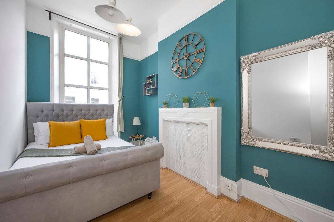 Photo of Others in Pimlico