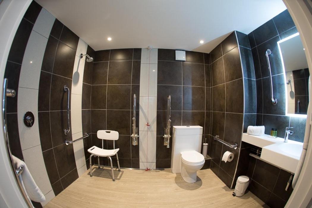 Photo of Bathroom in Kington