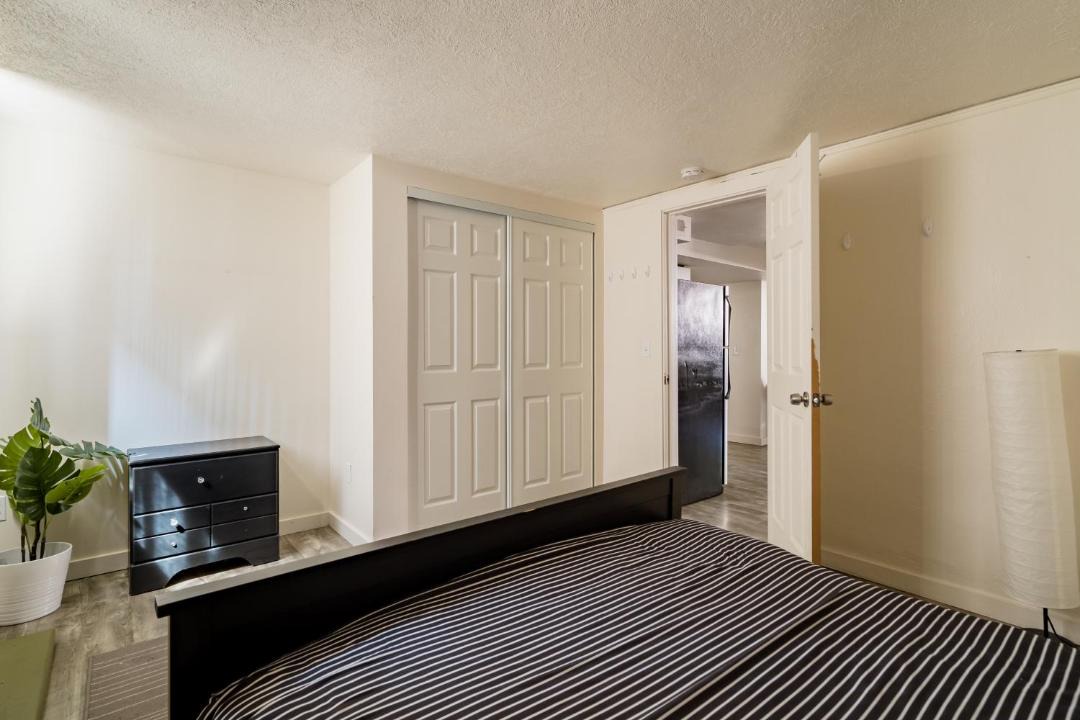 Photo of Bedroom in Foster - Powell