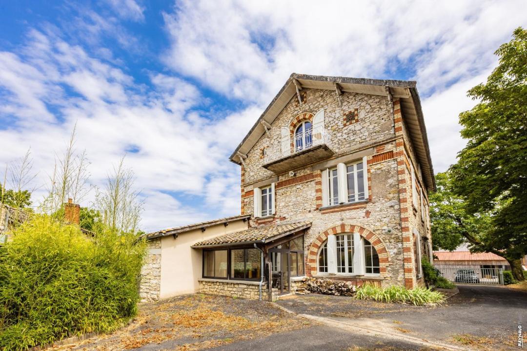 Photo of Others in Cahuzac-sur-Vere