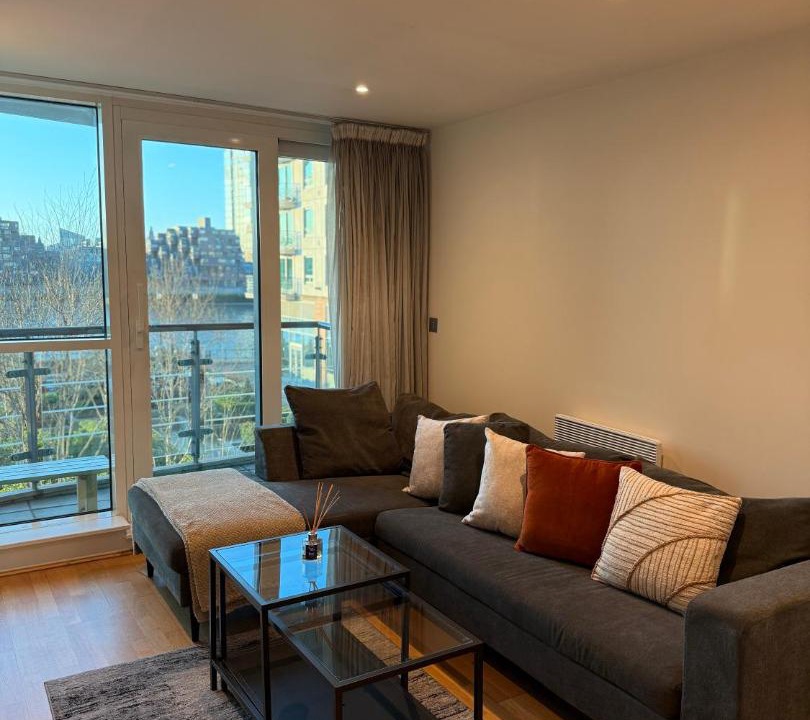 Photo of Others in Vauxhall