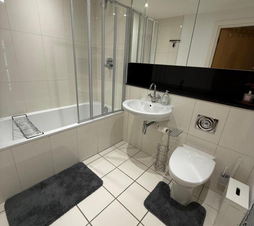Photo of Bathroom in Vauxhall