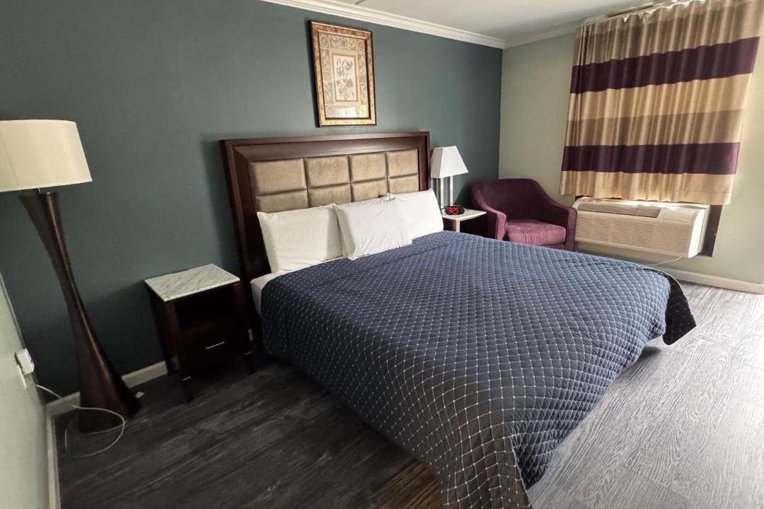 Photo of Bedroom in Thornhill