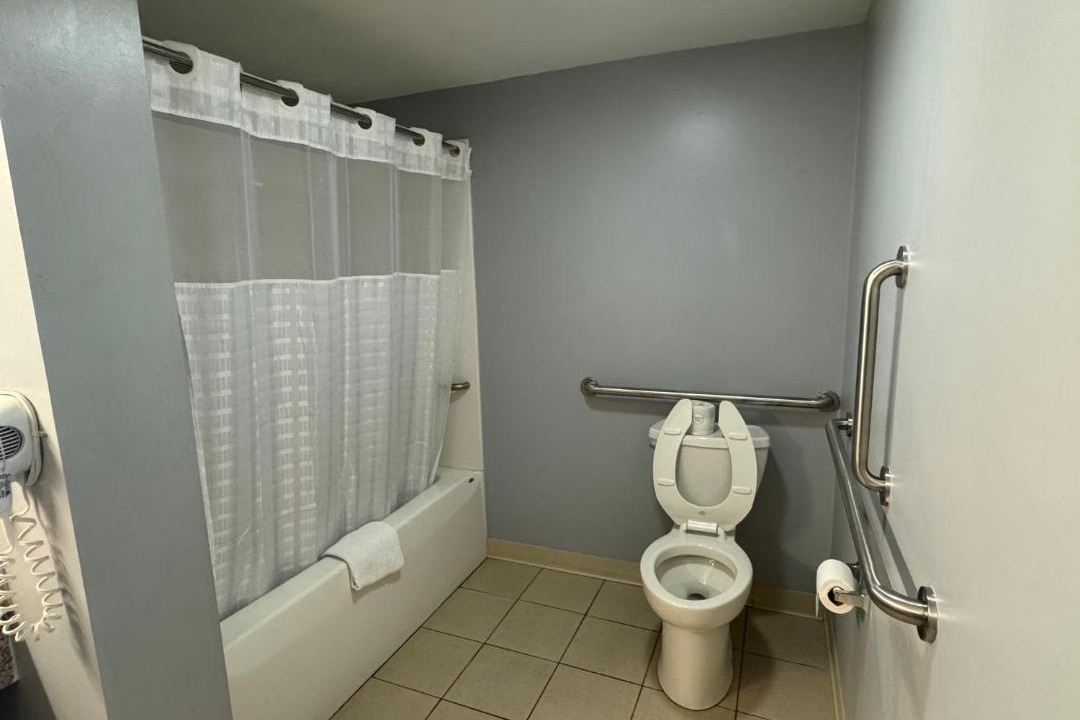 Photo of Bathroom in Thornhill
