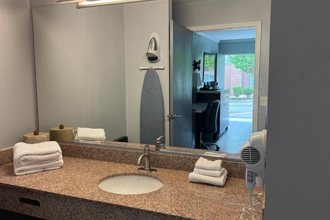 Photo of Bathroom in Thornhill