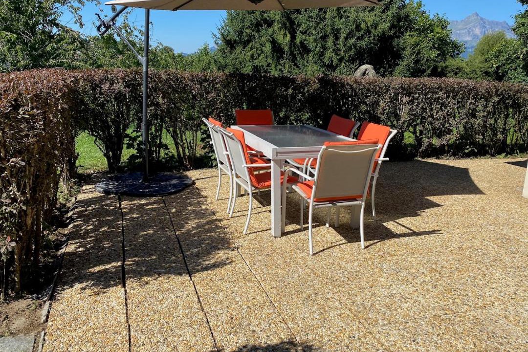 Photo of Others in Demi-Quartier