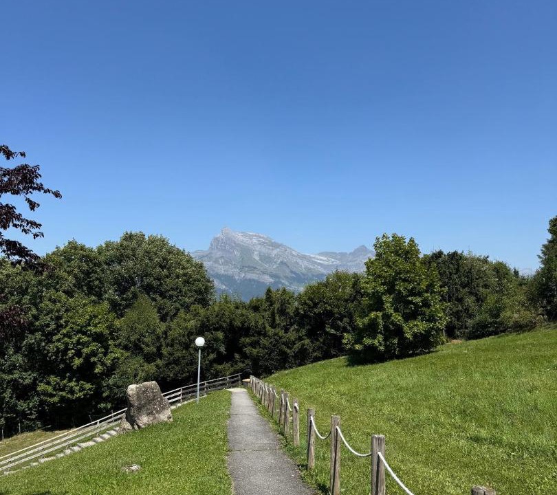 Photo of Others in Demi-Quartier