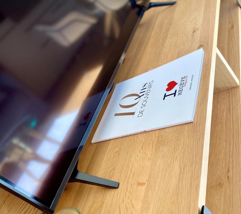 Photo of Others in Demi-Quartier