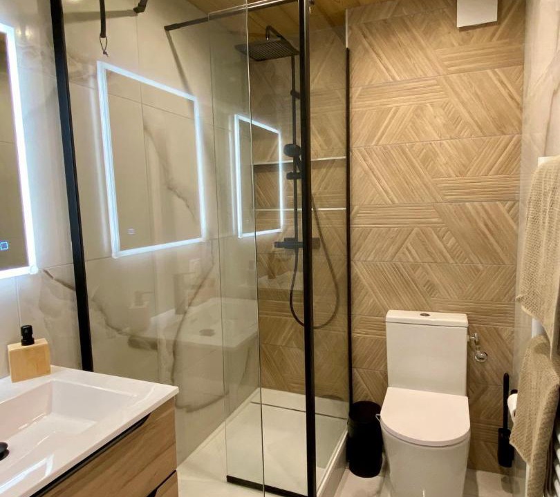 Photo of Bathroom in Demi-Quartier