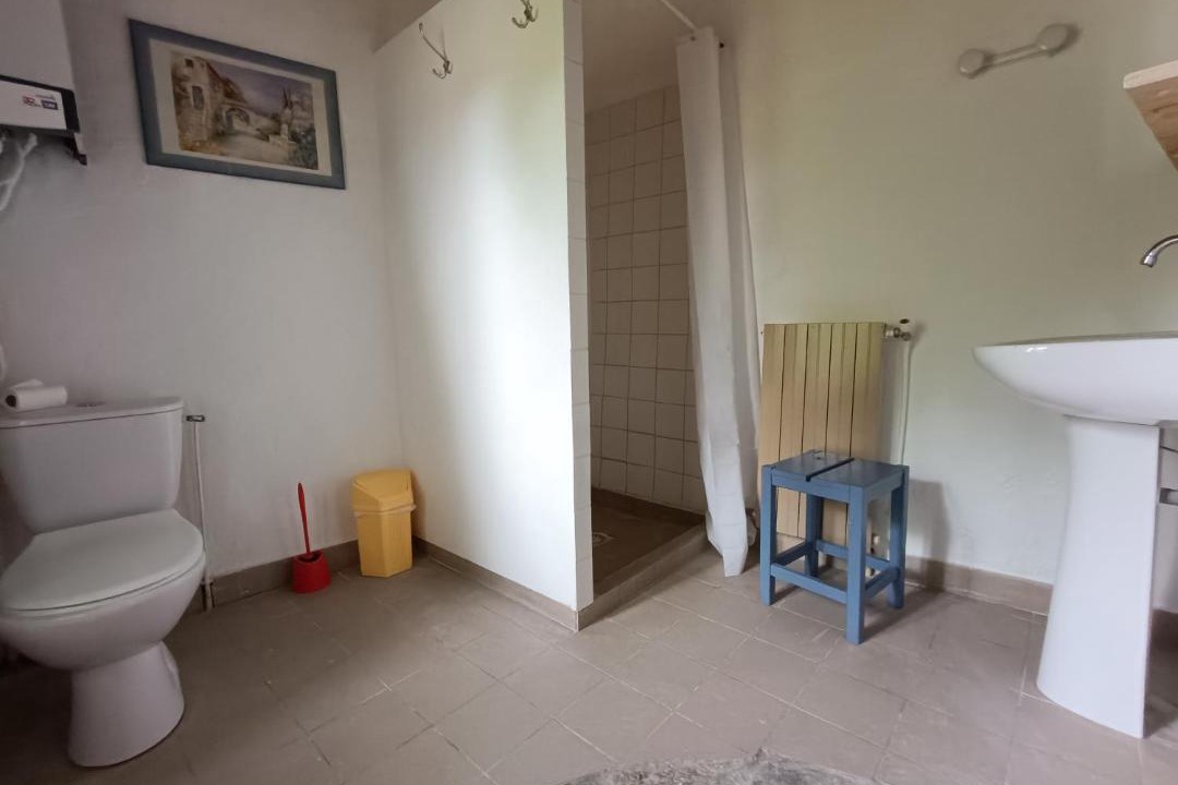 Photo of Bathroom in Grospierres