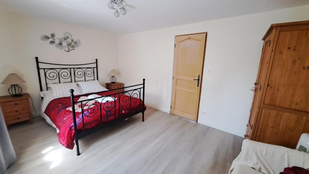 Photo of Bedroom in Saint-Meard-de-Drone