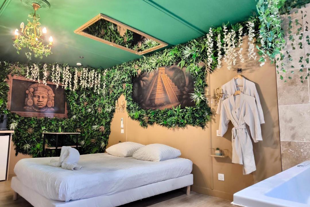 Photo of Others in LʼEtrat