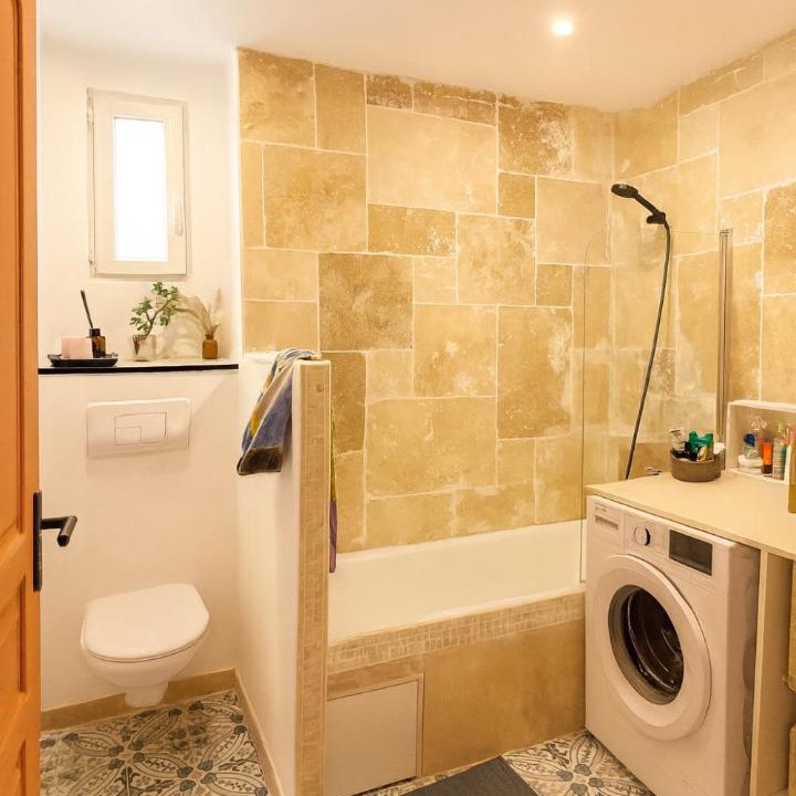 Photo of Bathroom in Quartier du Port