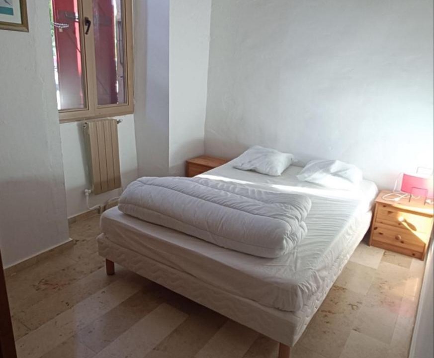 Photo of Bedroom in Grospierres