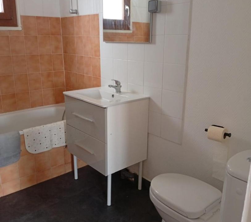 Photo of Bathroom in Saint-Pryve-Saint-Mesmin