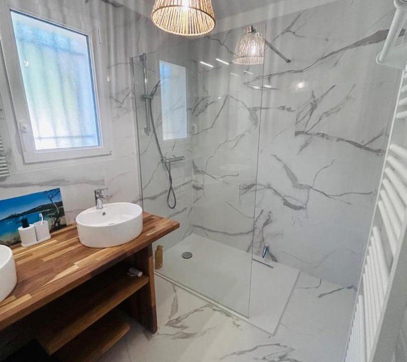 Photo of Bathroom in Sollies-Toucas