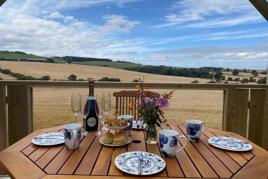 Photo of Others in Maud