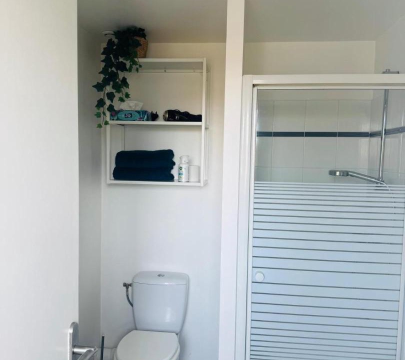 Photo of Bathroom in Le Grand-Quevilly