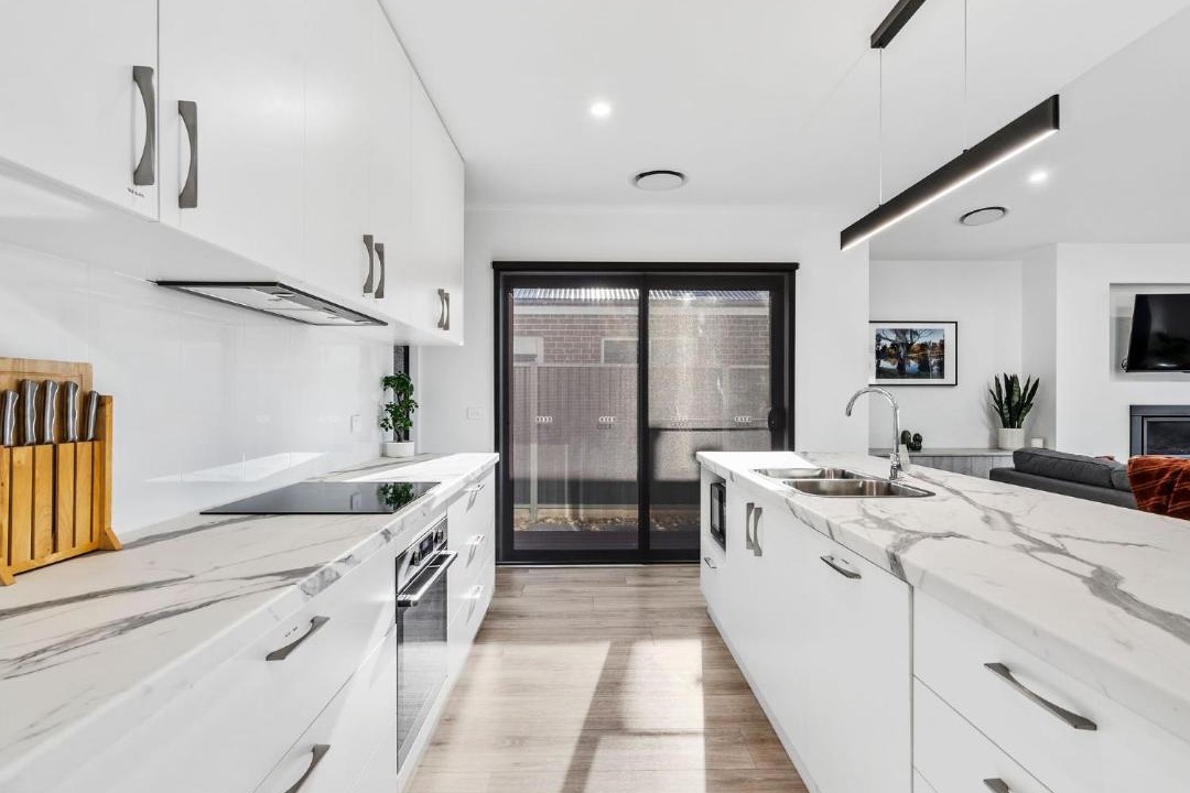 Photo of Kitchen in Yarrawonga