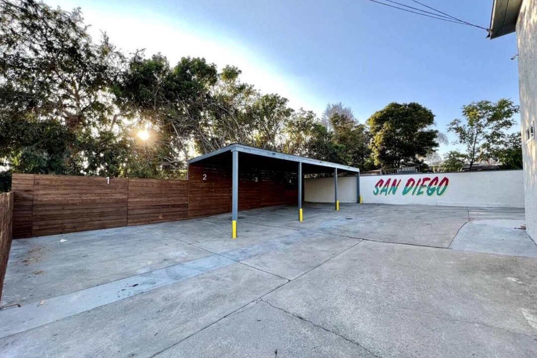 Photo of Others in Mid-City