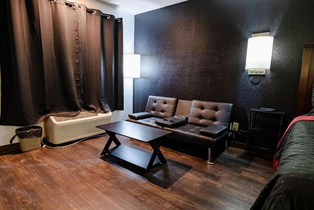 Photo of Others in Jennings Lodge