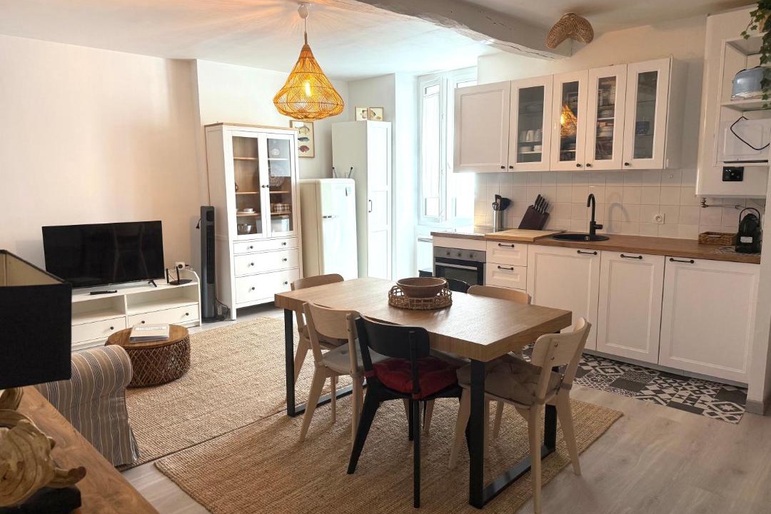 Photo of Others in Pauillac