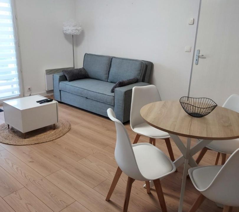 Photo of Others in Nerac