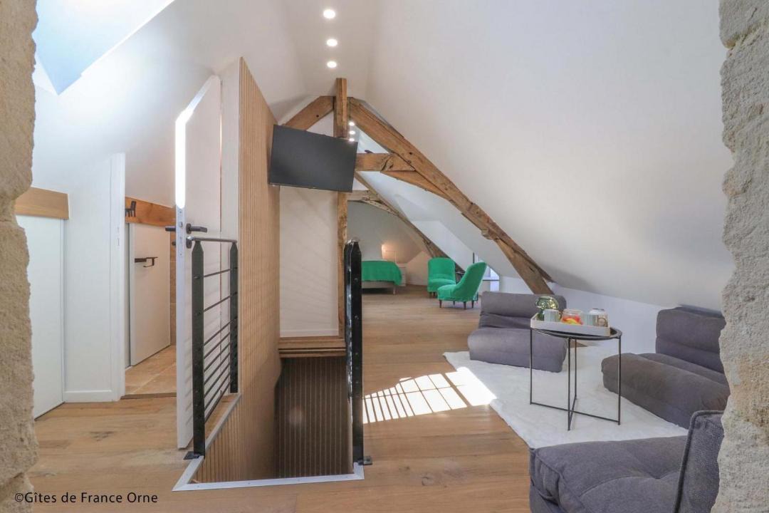 Photo of Others in Le Bourg-Saint-Leonard