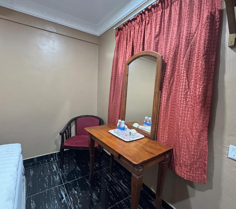 Photo of Others in Banting