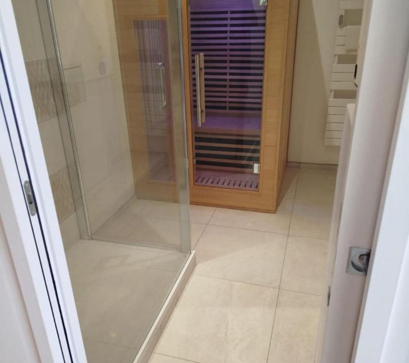Photo of Bathroom in Jouy