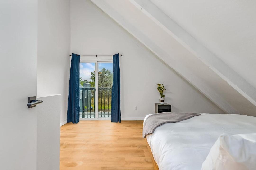 Photo of Bedroom in Ocean Shores