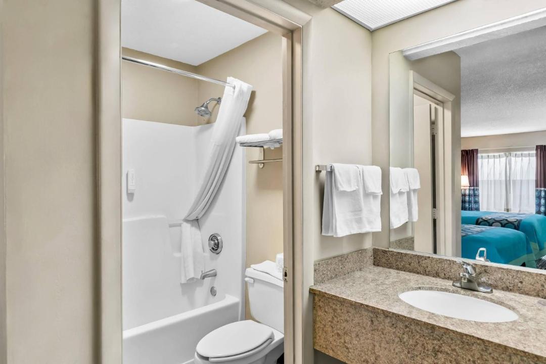 Photo of Bathroom in Elberton