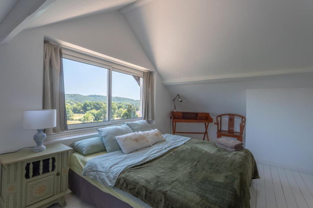 Photo of Bedroom in Parbayse