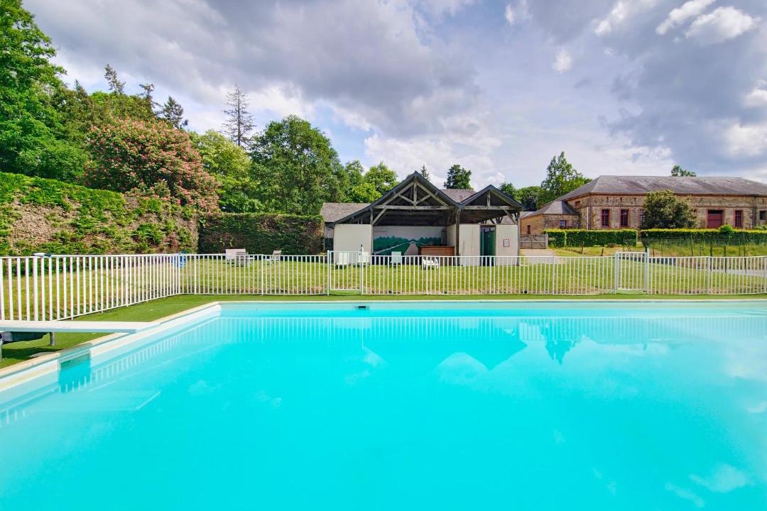 Photo of Others in Craon