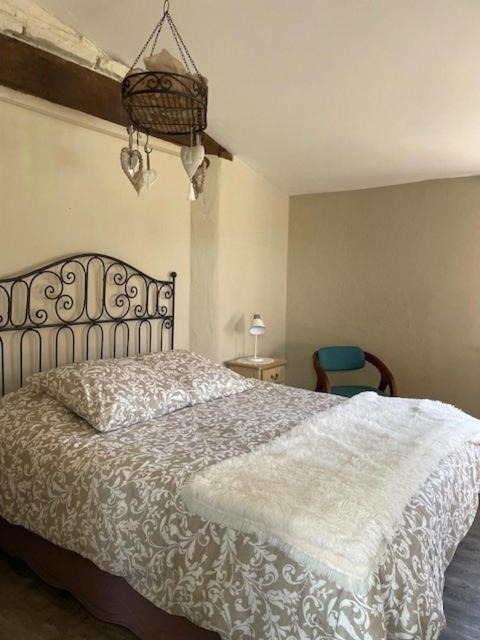 Photo of Bedroom in Jalogny