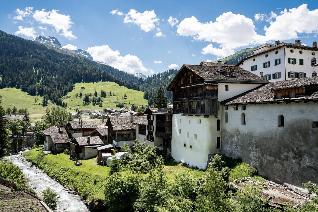 Photo of Buildings in Spluegen