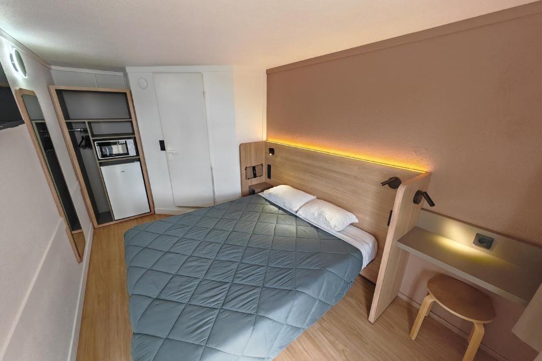 Photo of Bedroom in Cuincy