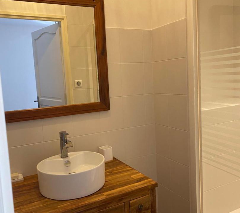 Photo of Bathroom in Flavin