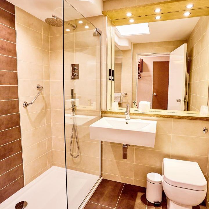 Photo of Others in Dumbarton