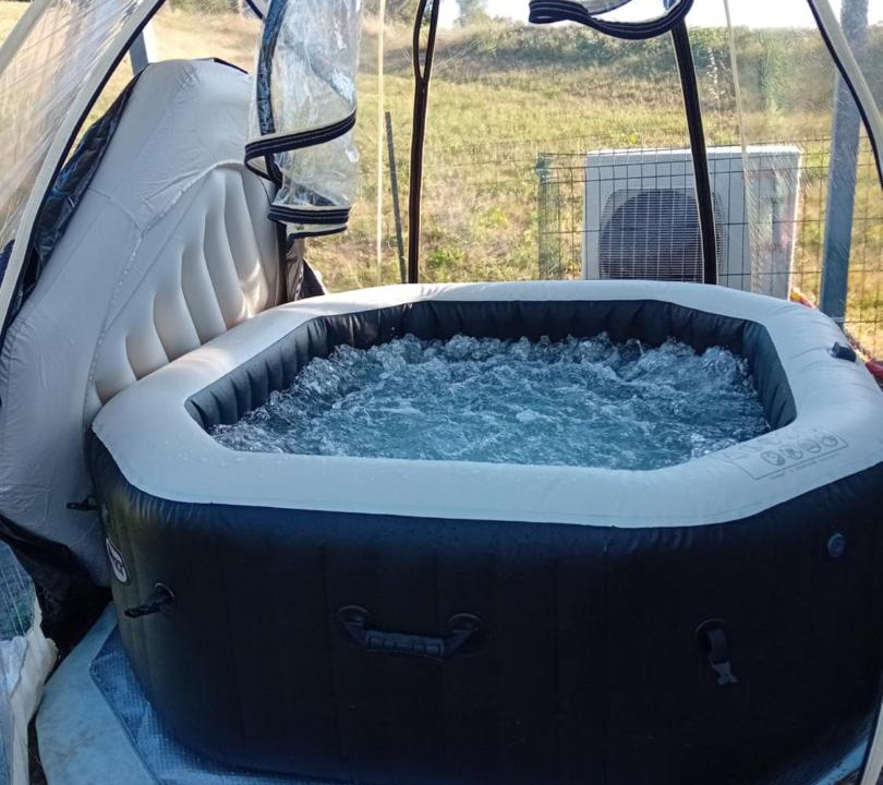 Photo of Others in Curvalle